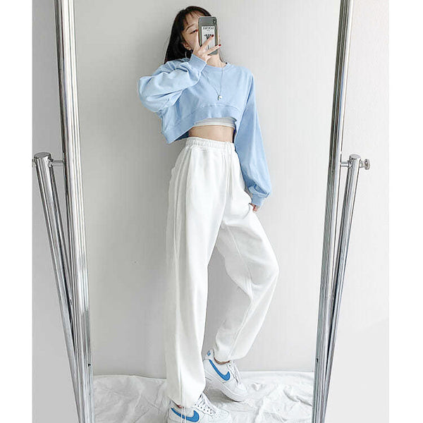 white sweat pants with heart pocket