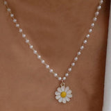 Minimalist Pearl Daisy Pendant Necklaces - SEOUL STYLEZ