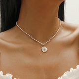 Minimalist Pearl Daisy Pendant Necklaces - SEOUL STYLEZ
